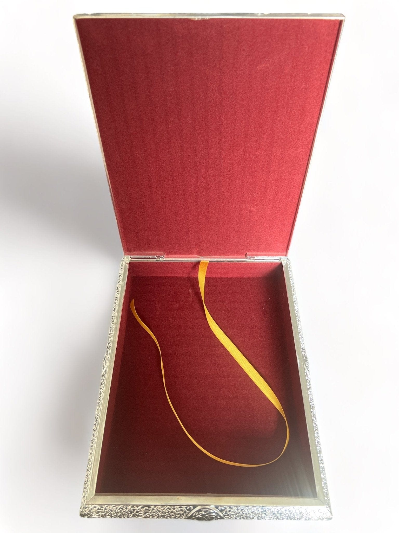 Coffret métallique de luxe pour Coran - Couleur Argent Taille L - 29,5x22x6 cm Librairie Al-imen Coffret Porte Coran 5430000233323 Librairie Musulmane Al-imen